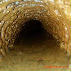 Intérieur de drain recouvert de masse gélatineuse
